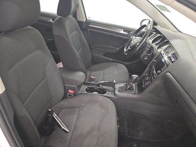 Used 2019 Volkswagen Golf S FWD image 6
