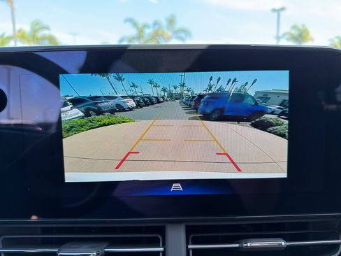 Used 2024 Chevrolet Trax LT image 21