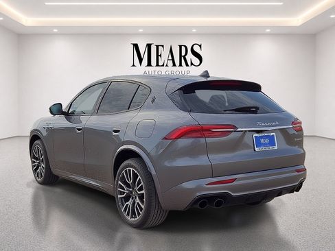 Used 2023 Maserati Grecale Modena AWD/4WD image 3