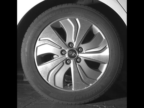 Used 2013 Hyundai Sonata Limited FWD image 11