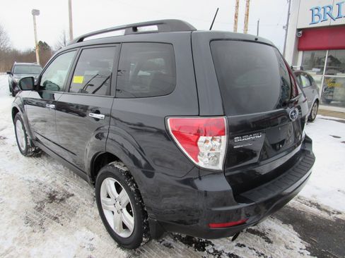 Used 2010 Subaru Forester 2.5X Premium w/ Popular Equipment Group 1A image 25
