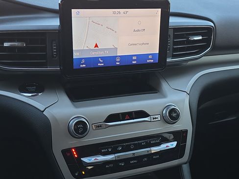 Used 2023 Ford Explorer XLT w/ Equipment Group 202A image 16