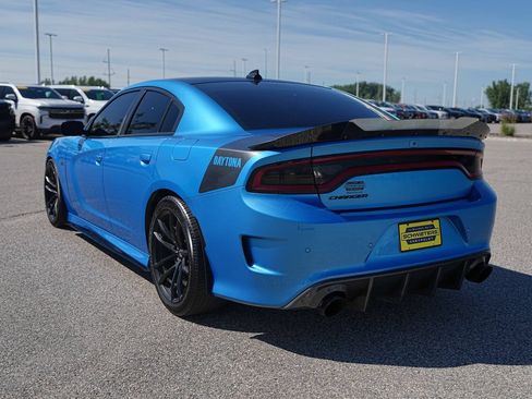 Used 2018 Dodge Charger R/T RWD image 8