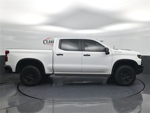 Used 2023 Chevrolet Silverado 1500 ZR2 w/ Technology Package image 6