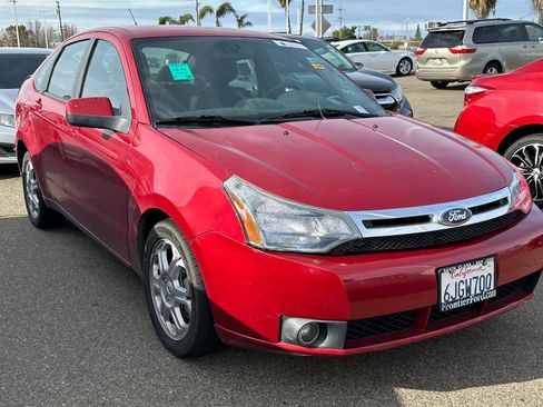 Used 2009 Ford Focus SES image 3
