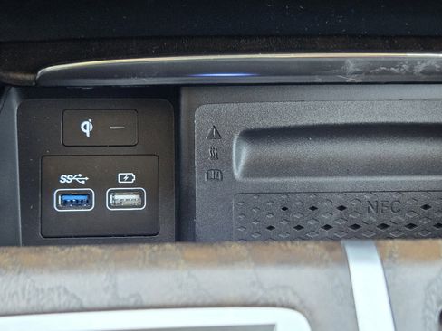 Used 2024 Genesis GV80 2.5T image 22