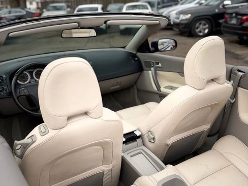 Used 2012 Volvo C70 T5 image 18