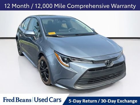 Used 2024 Toyota Corolla LE FWD image 1