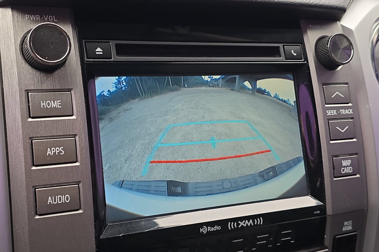 Used 2018 Toyota Tundra SR5 w/ SR5 Upgrade Package AWD/4WD image 16