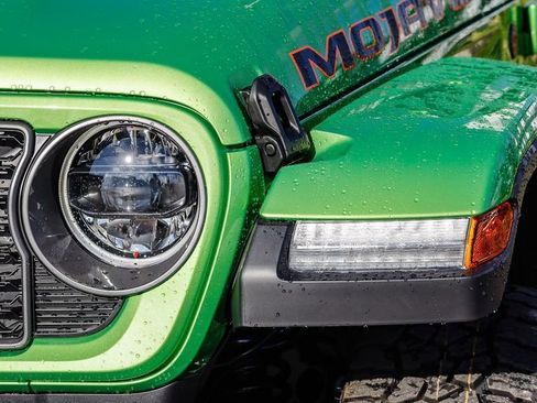 New 2026 Jeep Gladiator Mojave image 5