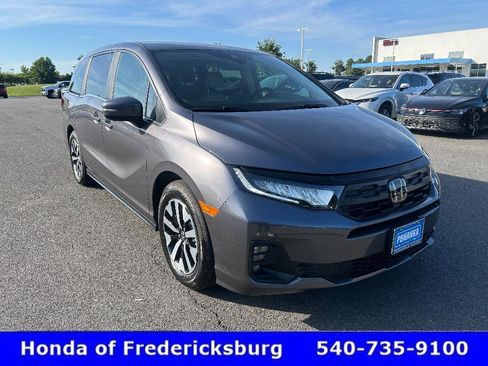 Certified 2026 Honda Odyssey EX-L image 8