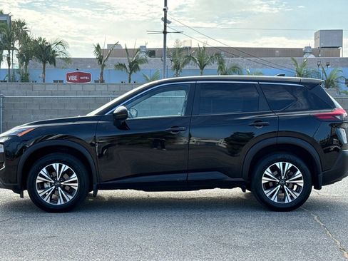 Used 2023 Nissan Rogue SV FWD image 7