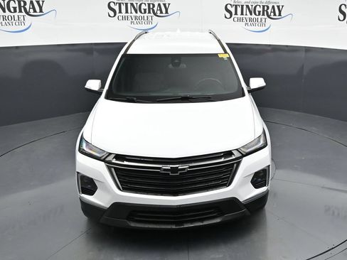 Used 2023 Chevrolet Traverse LT FWD image 19