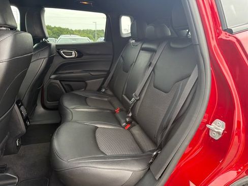 Used 2025 Jeep Compass Latitude w/ Altitude Special Edition AWD/4WD image 34