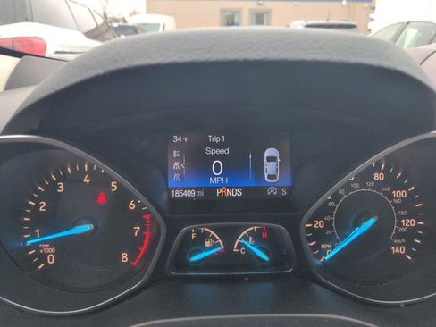 Used 2017 Ford Escape SE image 41