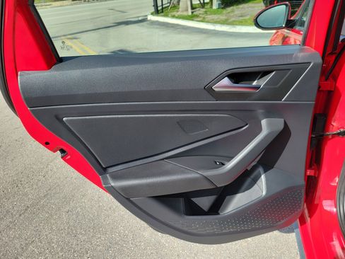 Used 2019 Volkswagen Jetta GLI image 10