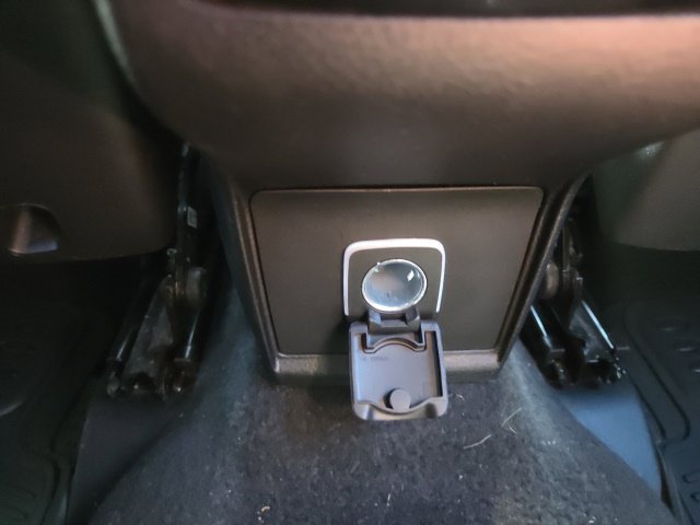 Used 2024 Jeep Compass Sport AWD/4WD image 16