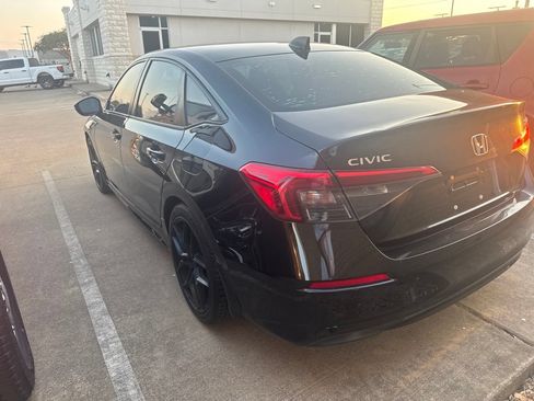 Used 2022 Honda Civic Sport image 7