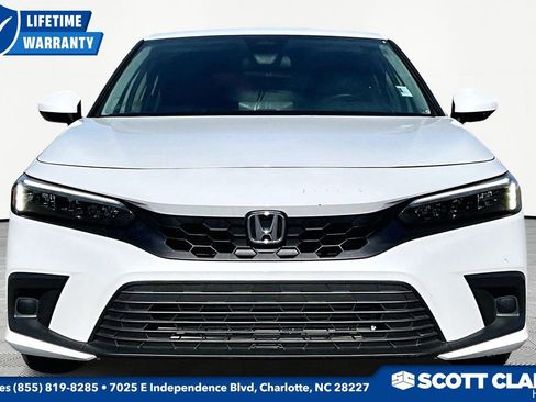 Used 2024 Honda Civic EX-L image 2