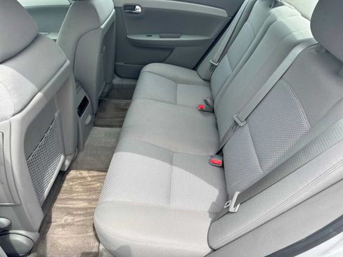 Used 2009 Chevrolet Malibu LS FWD image 18