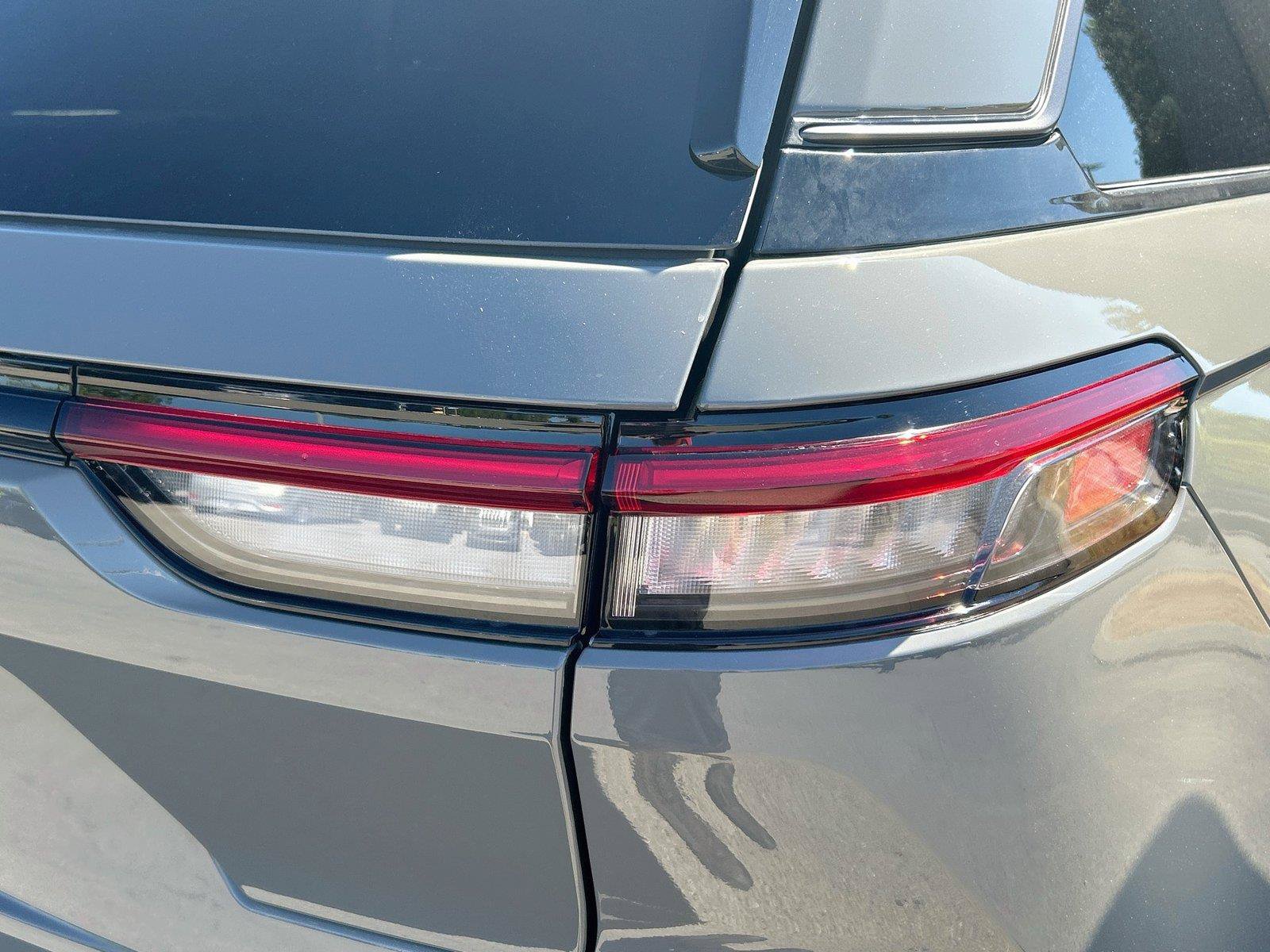 New 2027 Jeep Grand Cherokee Limited AWD/4WD image 12