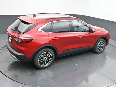 New 2025 Ford Escape SE image 37