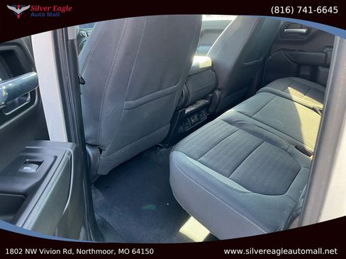 Used 2020 Chevrolet Silverado 1500 LT w/ Convenience Package image 9