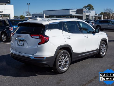 Certified 2023 GMC Terrain SLT w/ Tech Package image 3