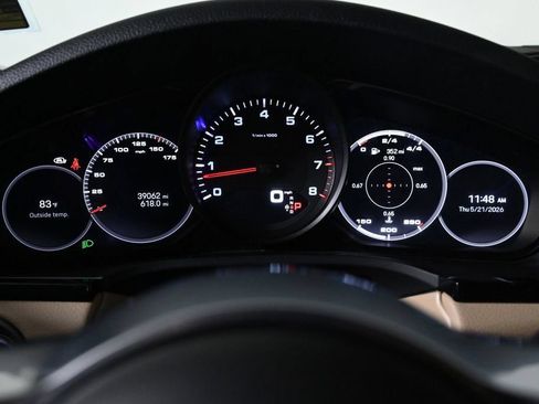 Certified 2023 Porsche Cayenne AWD/4WD image 13