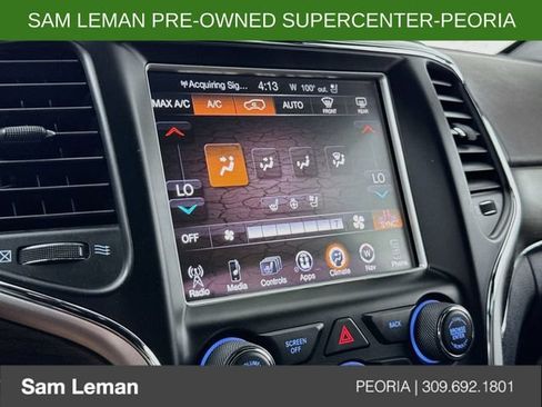 Used 2015 Jeep Grand Cherokee Overland AWD/4WD image 16