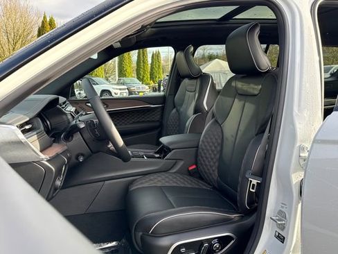 New 2025 Jeep Grand Cherokee L Summit image 24