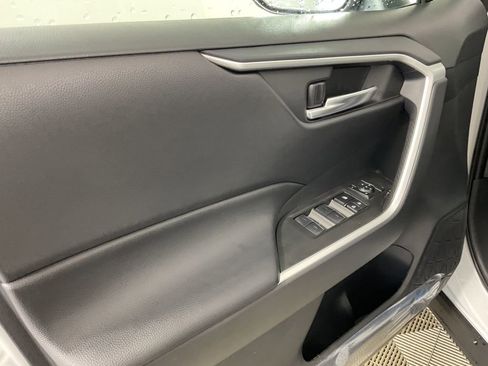New 2025 Toyota RAV4 XLE image 15