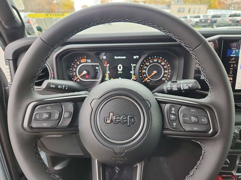 New 2026 Jeep Wrangler Unlimited Rubicon image 14