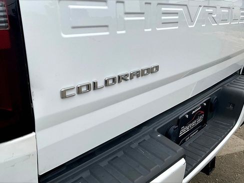 Used 2022 Chevrolet Colorado LT w/ LT Convenience Package image 33