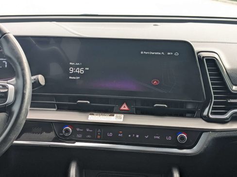 Certified 2023 Kia Sportage EX FWD image 19
