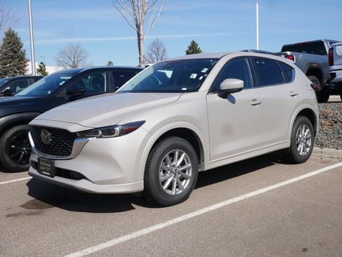 Used 2025 MAZDA CX-5 AWD 2.5 S w/ Select Package image 3