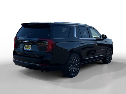 New 2025 GMC Yukon Denali Ultimate w/ LPO, Illumination Package AWD/4WD image 5
