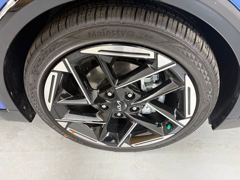 New 2026 Kia K4 GT-Line image 10