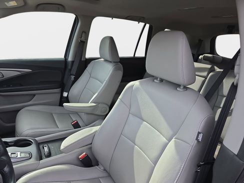 Used 2021 Honda Pilot Special Edition image 10