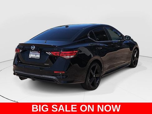 Used 2023 Nissan Sentra SR w/ Midnight Edition Package FWD image 3