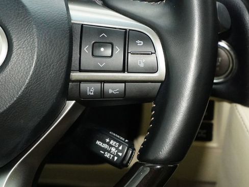 Used 2023 Lexus GX 460 Premium w/ Premium Package image 22