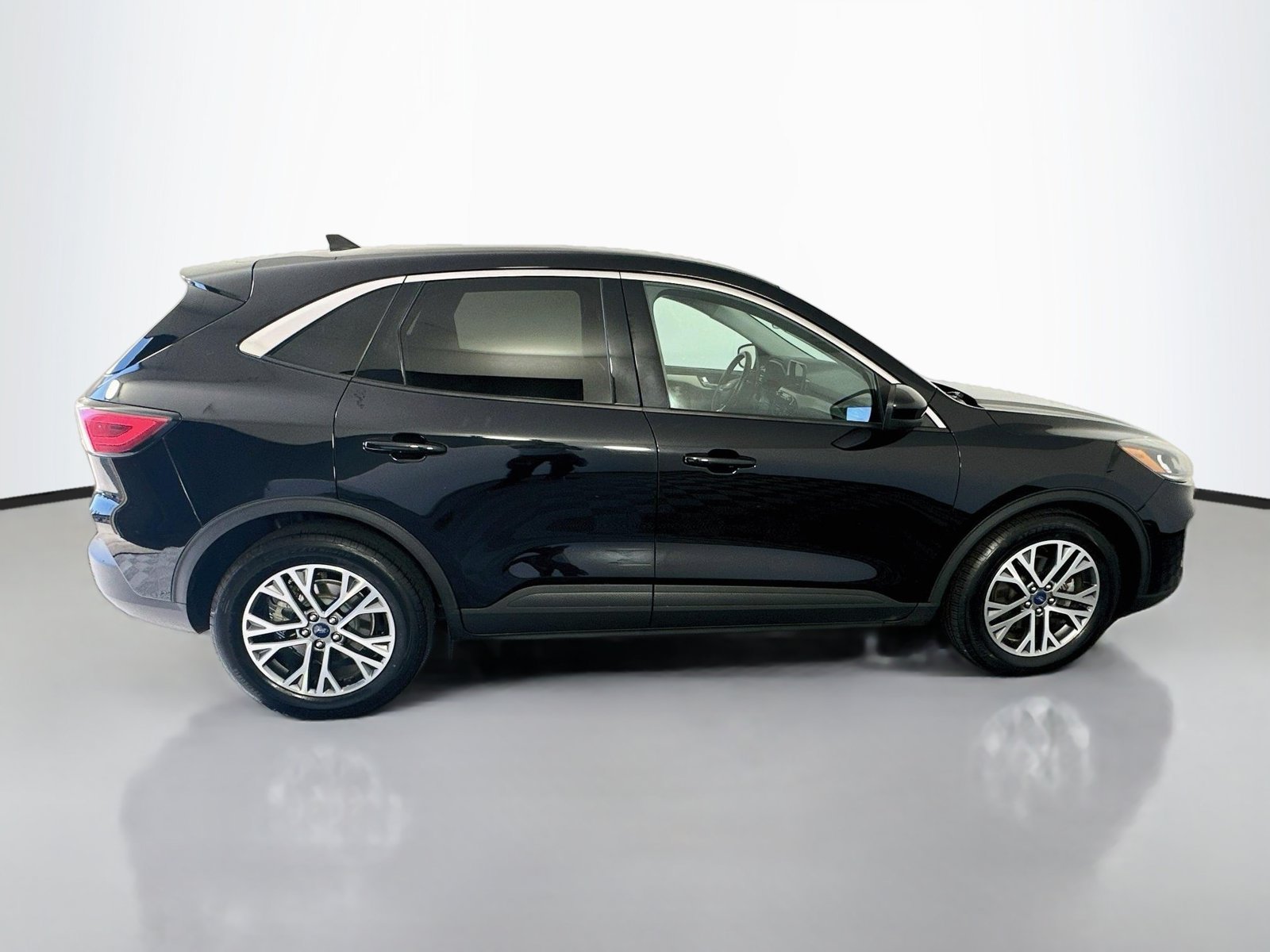 Used 2022 Ford Escape SEL FWD image 8