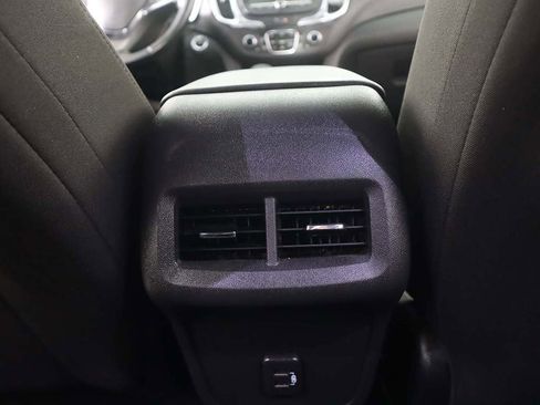 Used 2023 Chevrolet Equinox LT image 51