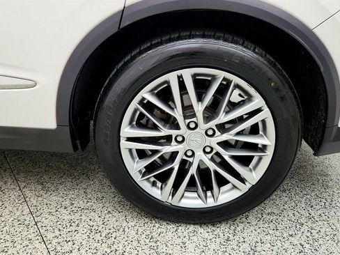Used 2023 Acura MDX SH-AWD w/ Advance Package image 9