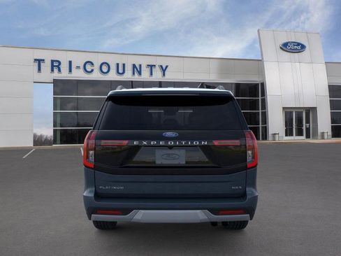New 2026 Ford Expedition Max Platinum image 5