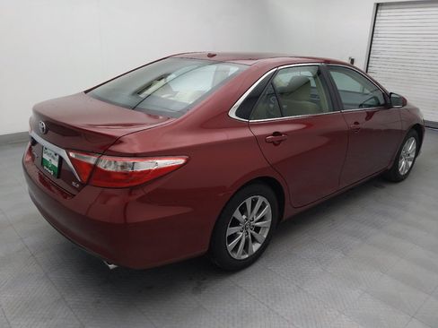 Used 2017 Toyota Camry XLE image 10