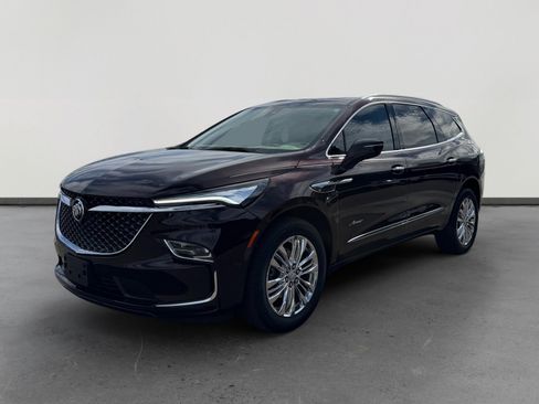Used 2024 Buick Enclave Avenir w/ Avenir Technology Package image 1