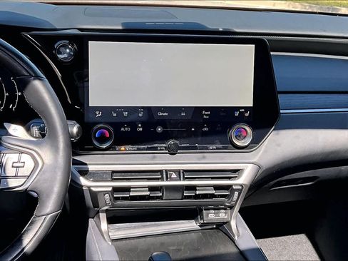 Used 2024 Lexus RX 350 Premium w/ Accessory Package (Z1) image 6