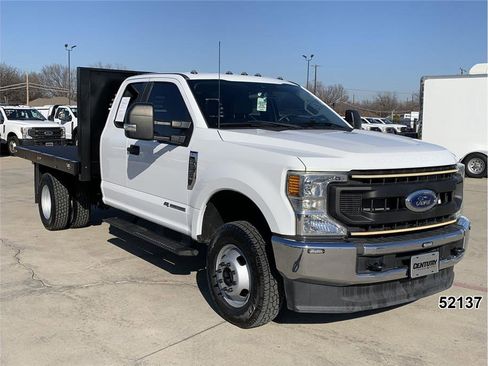 Used 2022 Ford F350 XL w/ Power Equipment Group AWD/4WD image 3