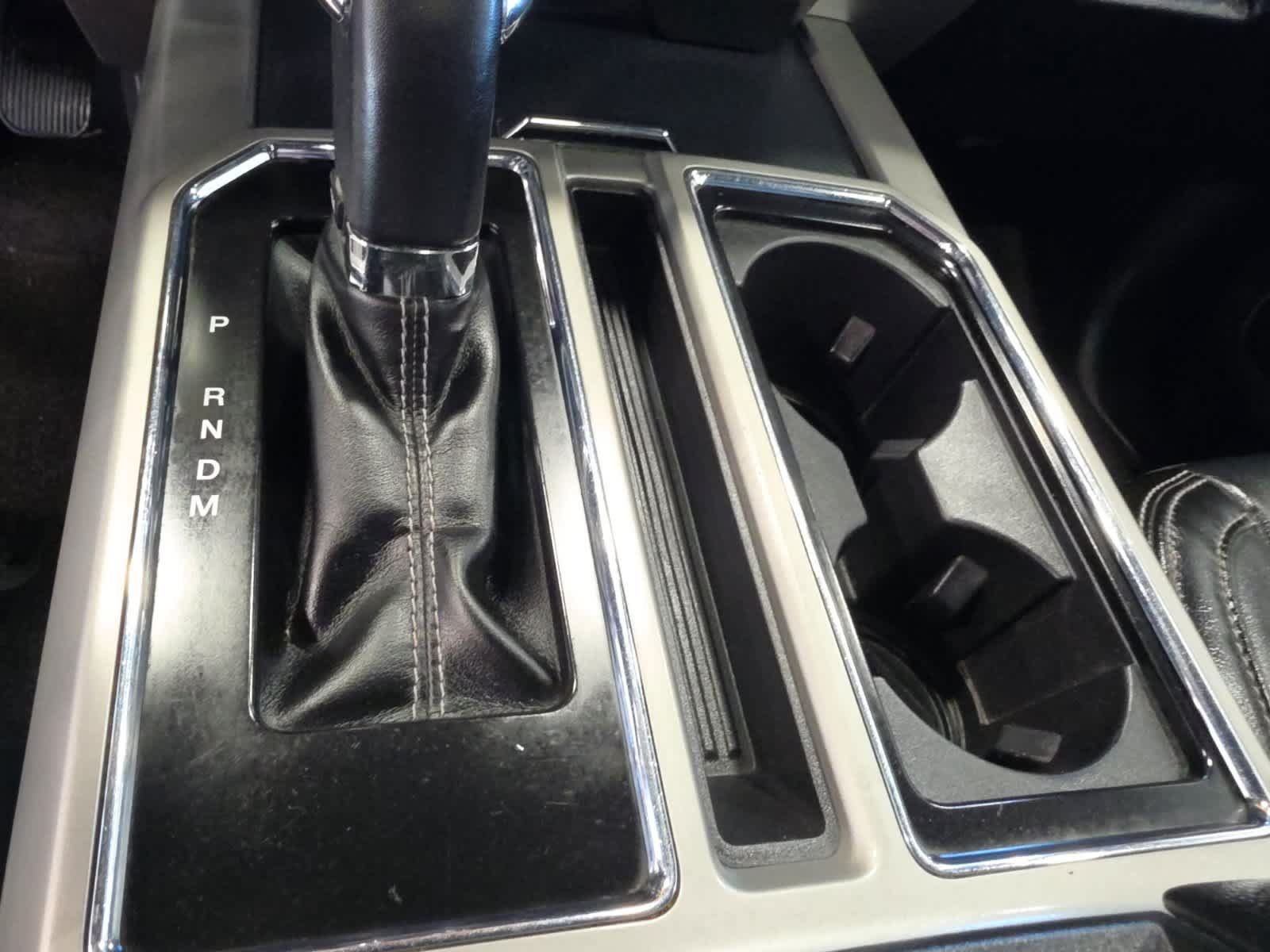 Used 2019 Ford F150 Lariat w/ Equipment Group 502A Luxury AWD/4WD image 25